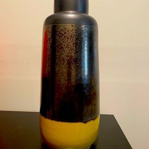 Chelsea House pottery vase